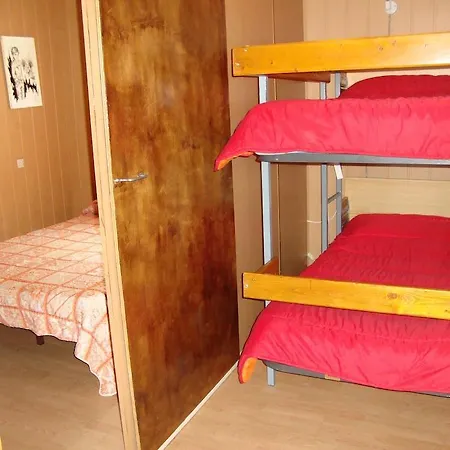 Vaquers Mikka 3000 Apartment *